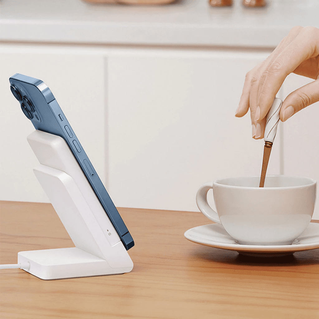 Lực hút từ tính mạnh mẽ, giữ thiết bị cố định an toàn